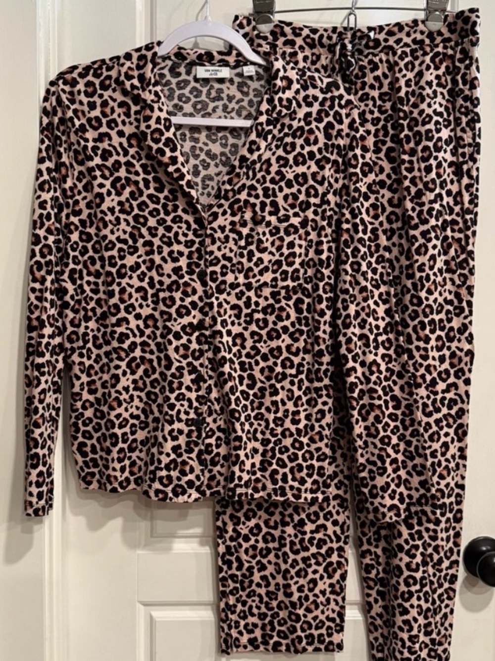 Van Winkle & Co Leopard Print Pajama Set Top Pants Size S NWOT